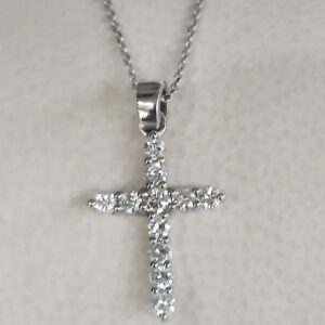CRUZ DE BRILLANTES