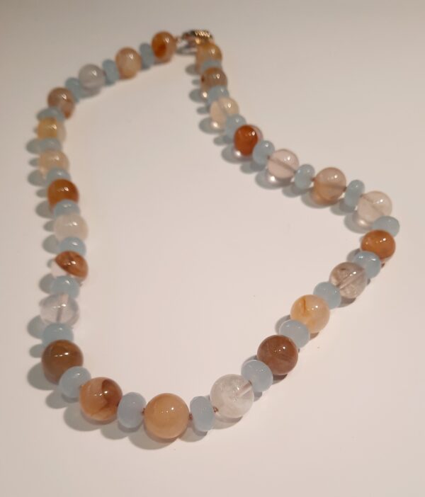 Collar de gemas